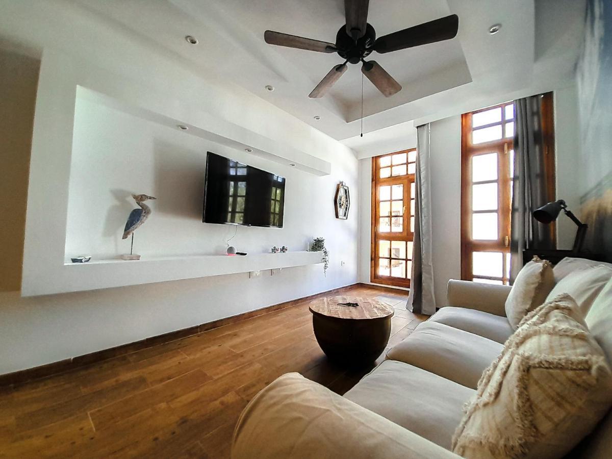 Casa Gon Apartamento Centricos A 100M De La Playa 科拉雷侯 外观 照片